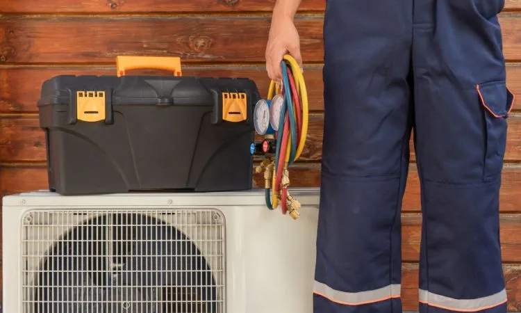 Aircon gas leaks signs